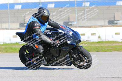 media/Jan-20-2023-Fastrack Riders (Fri) [[f2ad32aba3]]/Level 1/session 3 turn 9/